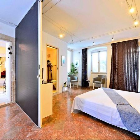 Romantic Rooms Gena Trogir Buitenkant foto